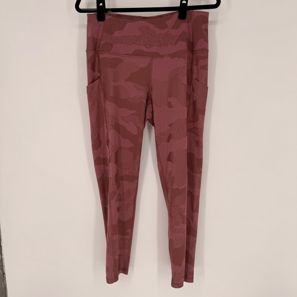 The North Face Dusty Pink Camo Leggings with Pockets Size XL